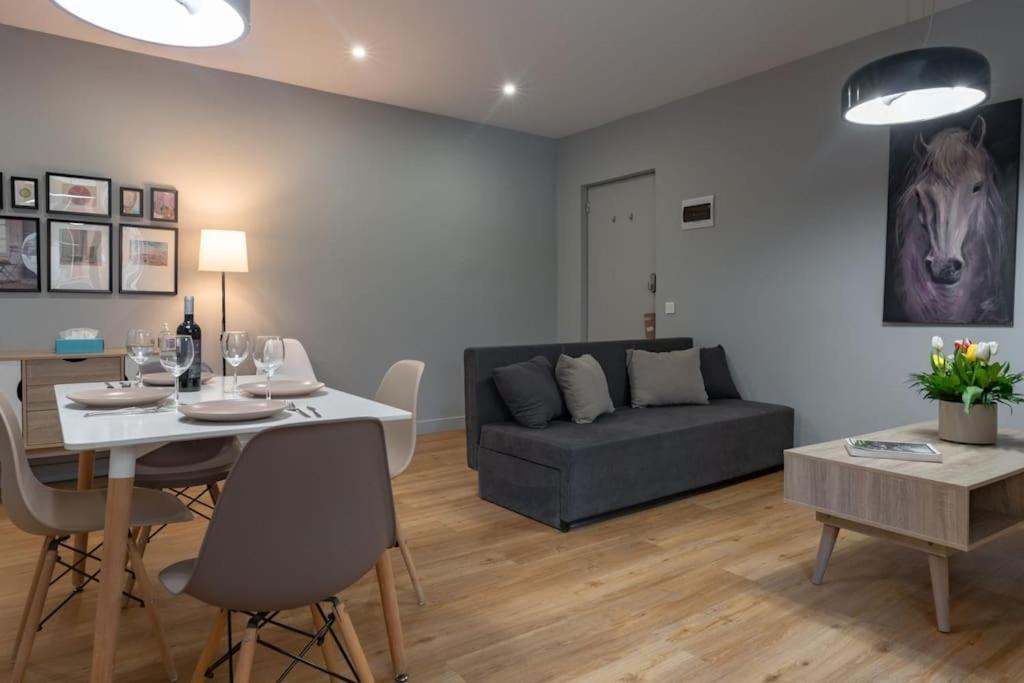 Modern, Quite 1-Bdr Apt 5 Min Walk To Acropolis Αθήνα Εξωτερικό φωτογραφία